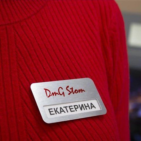 Бейдж металевий з віконцем під срібло на магніті/булавці  1316758507 фото